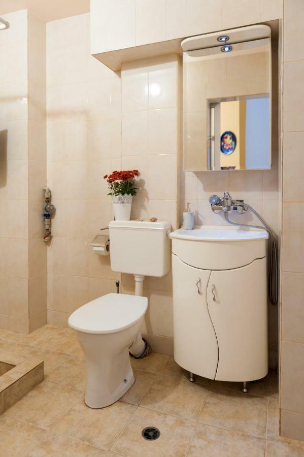 Vitosha Blvd - Family And Friends Apartment *